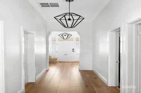 30 Sturt St, Kyneton, VIC 3444