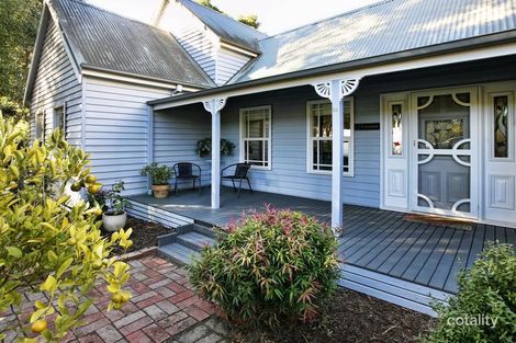 21 Kathryn Cres, Woodend, VIC 3442