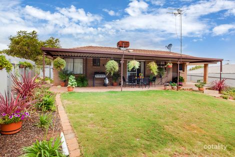 21 Lorne Cres, Huntfield Heights, SA 5163