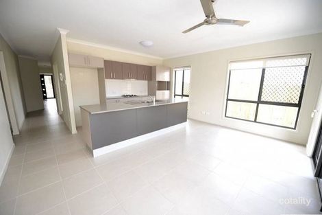 Property photo of 19 Finnegan Circuit Oxley QLD 4075
