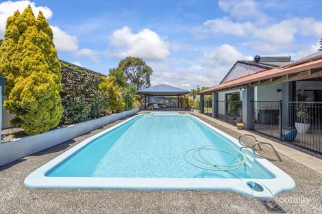 18 Lygnern Cres, Kallaroo, WA 6025