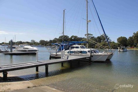 Property photo of 51 Lindsay Parade Paradise Point QLD 4216