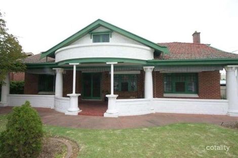 24 Oval Ave, Woodville South, SA 5011