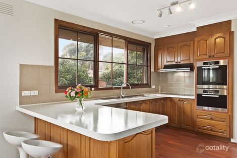 Property photo of 1 Sutherland Court Endeavour Hills VIC 3802