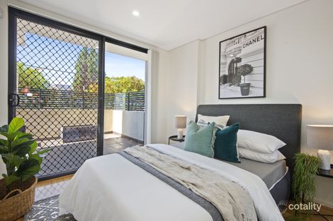 Property photo of 2/8-10 Octavia Street Toongabbie NSW 2146