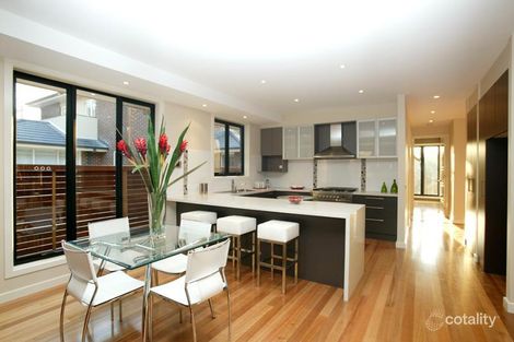 Property photo of 12 Karens Close Mitcham VIC 3132