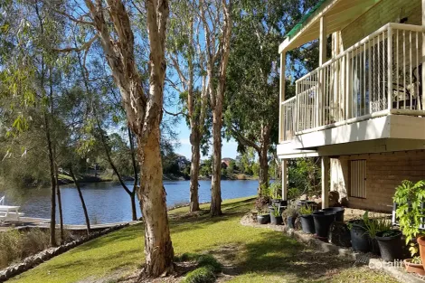 Property photo of 84 Cumberland Drive Varsity Lakes QLD 4227