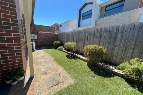 Property photo of 2/12 Birdwood Street Reservoir VIC 3073