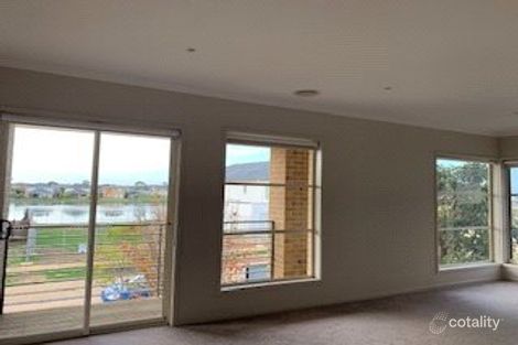 Property photo of 9 Rhode Island Close Point Cook VIC 3030