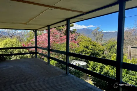 4 Coolumbooka Ave, Tawonga South, VIC 3698