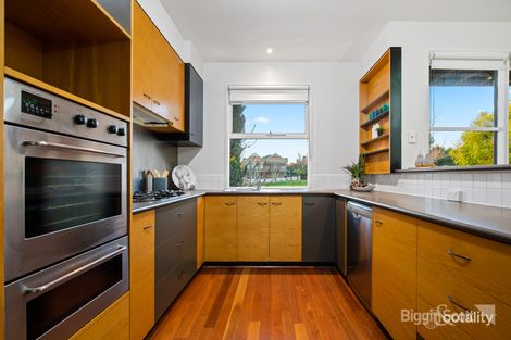 Property photo of 9 Frangipani Lane Maribyrnong VIC 3032