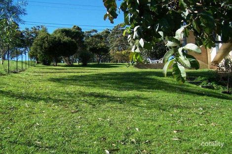 Property photo of 4 Mynah Close Mount Hutton NSW 2290