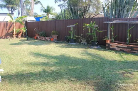Property photo of 6 Grevillea Crescent Prestons NSW 2170