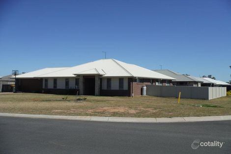 18 Pilkington St, Koongal, QLD 4701