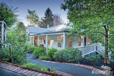 Property photo of 17 Poplar Crescent Emerald VIC 3782