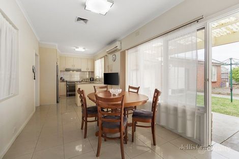 Property photo of 62 Robert Street Bentleigh VIC 3204