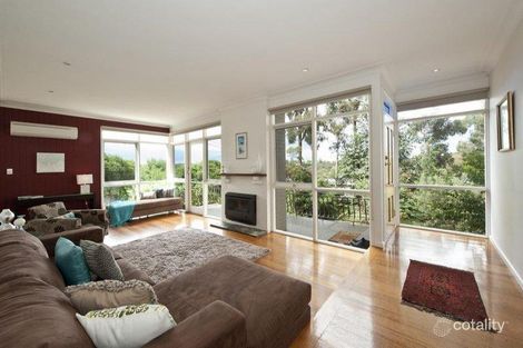 Property photo of 34 Nell Street Greensborough VIC 3088