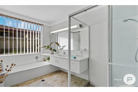 Property photo of 18 Dunoon Court Karana Downs QLD 4306