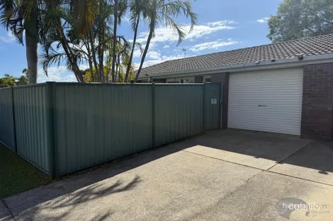 Property photo of 2/2 Melanie Place Labrador QLD 4215