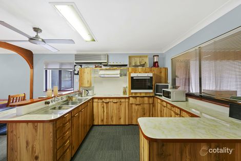 Property photo of 190 Scenic Drive Budgewoi NSW 2262