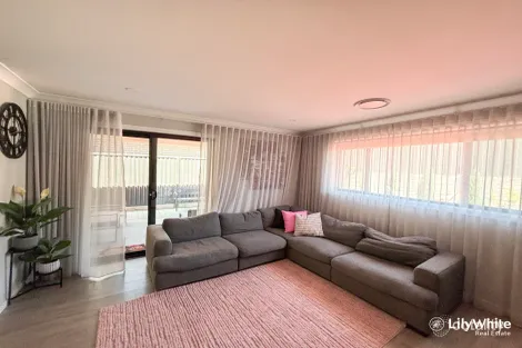 Property photo of 8 Lamancha Road Austral NSW 2179