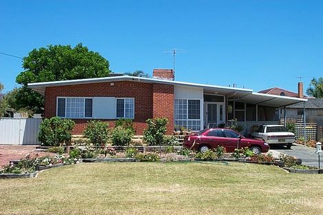 4 Priestley St, Embleton, WA 6062