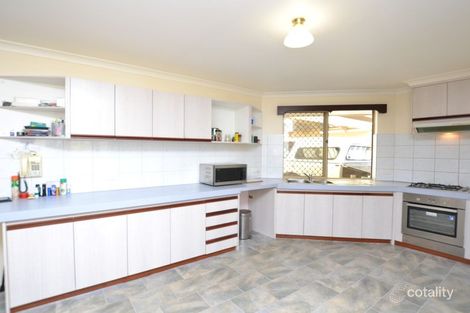 Property photo of 8 Narbonne Gardens Port Kennedy WA 6172