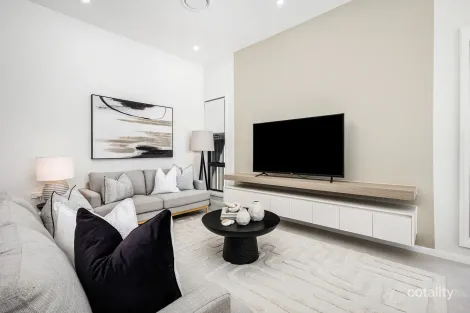 Property photo of 37 Aquarius Way Box Hill NSW 2765