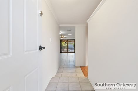 Property photo of 14 Perham Crescent Leda WA 6170