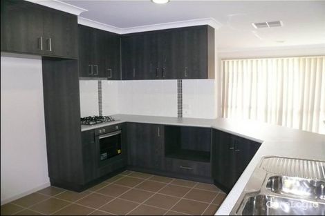 Property photo of 49 Craig Circuit Leneva VIC 3691