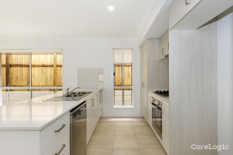 Property photo of 6 Pentonville Street Doolandella QLD 4077