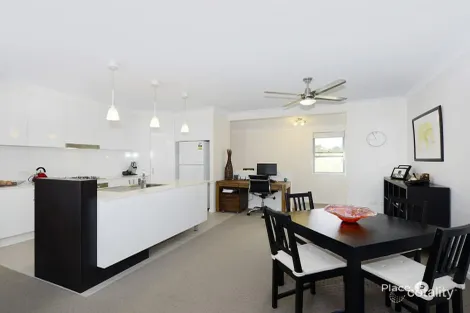 Property photo of 4/27 Steele Street Holland Park QLD 4121