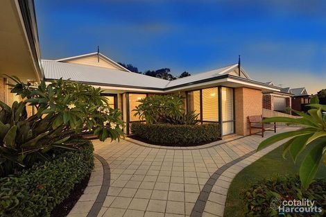 Property photo of 37 Summerlea Avenue Meadow Springs WA 6210
