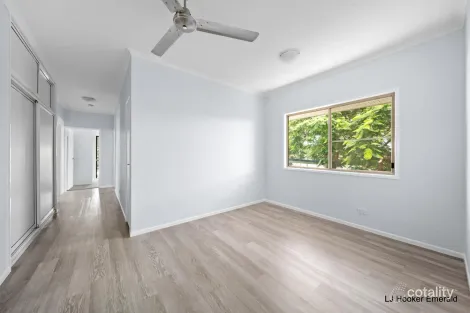 Property photo of 36 Centenary Drive Emerald QLD 4720