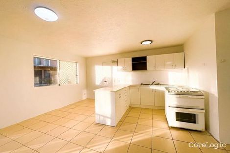 Property photo of 4/203 Scarborough Street Southport QLD 4215