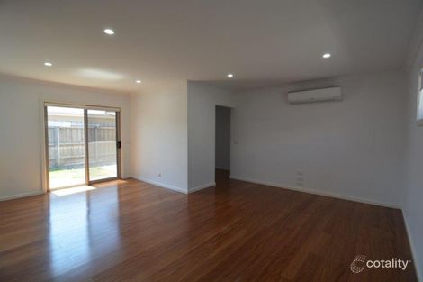 Property photo of 2/611 Geelong Road Brooklyn VIC 3012