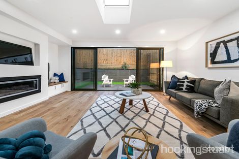 Property photo of 8A Nepean Highway Aspendale VIC 3195
