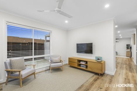 Property photo of 2 Dillon Court Altona Meadows VIC 3028