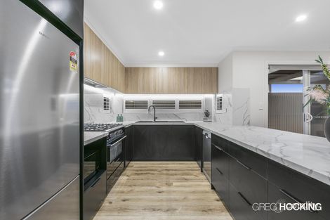 Property photo of 2 Dillon Court Altona Meadows VIC 3028