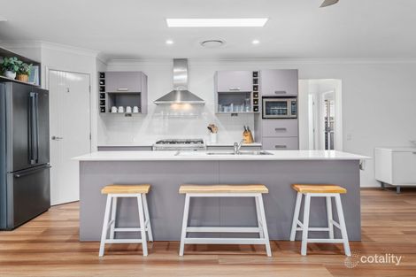 Property photo of 1 Pyrus Place Redland Bay QLD 4165