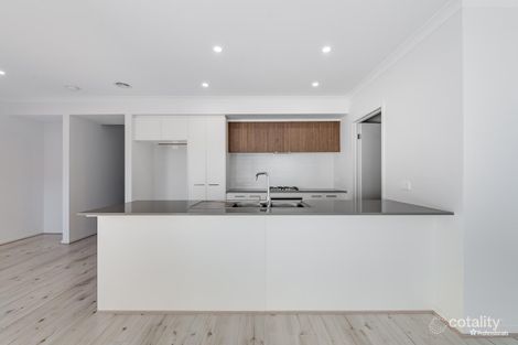 Property photo of 35 Brentham Crescent Werribee VIC 3030