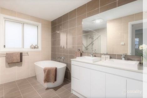 Property photo of 38 Castlemaine Circuit Harrington Park NSW 2567