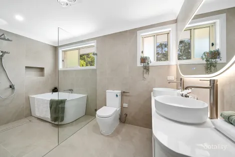 Property photo of 3 Wren Court Castle Hill NSW 2154