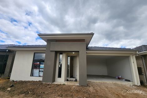 5 Kenana St, Clyde North, VIC 3978