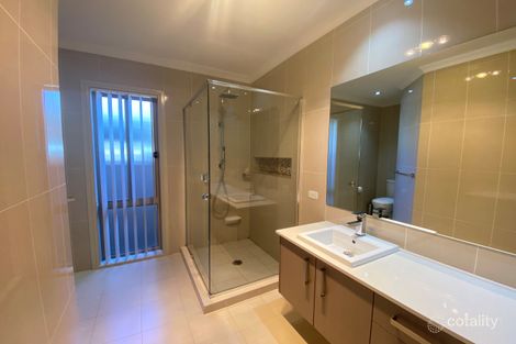 Property photo of 15 Rosecomb Road Spring Farm NSW 2570