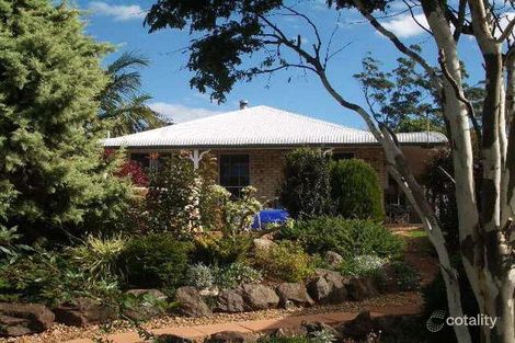 10 Arenga Dr, Tamborine Mountain, QLD 4272