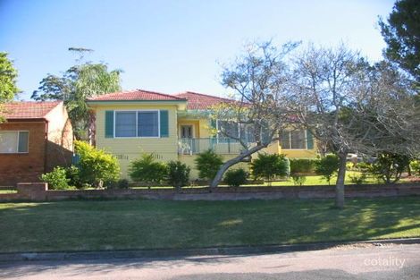18 Chapman Ave, Wyong, NSW 2259