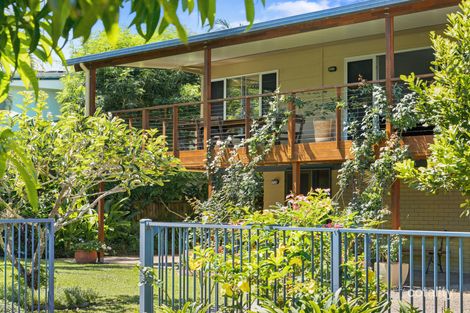Property photo of 8 Terrace Street Chinderah NSW 2487