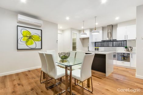Property photo of 2/56 Athelstan Road Camberwell VIC 3124
