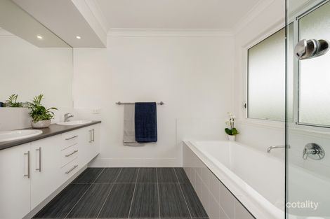 Property photo of 52 Rigel Street Coorparoo QLD 4151